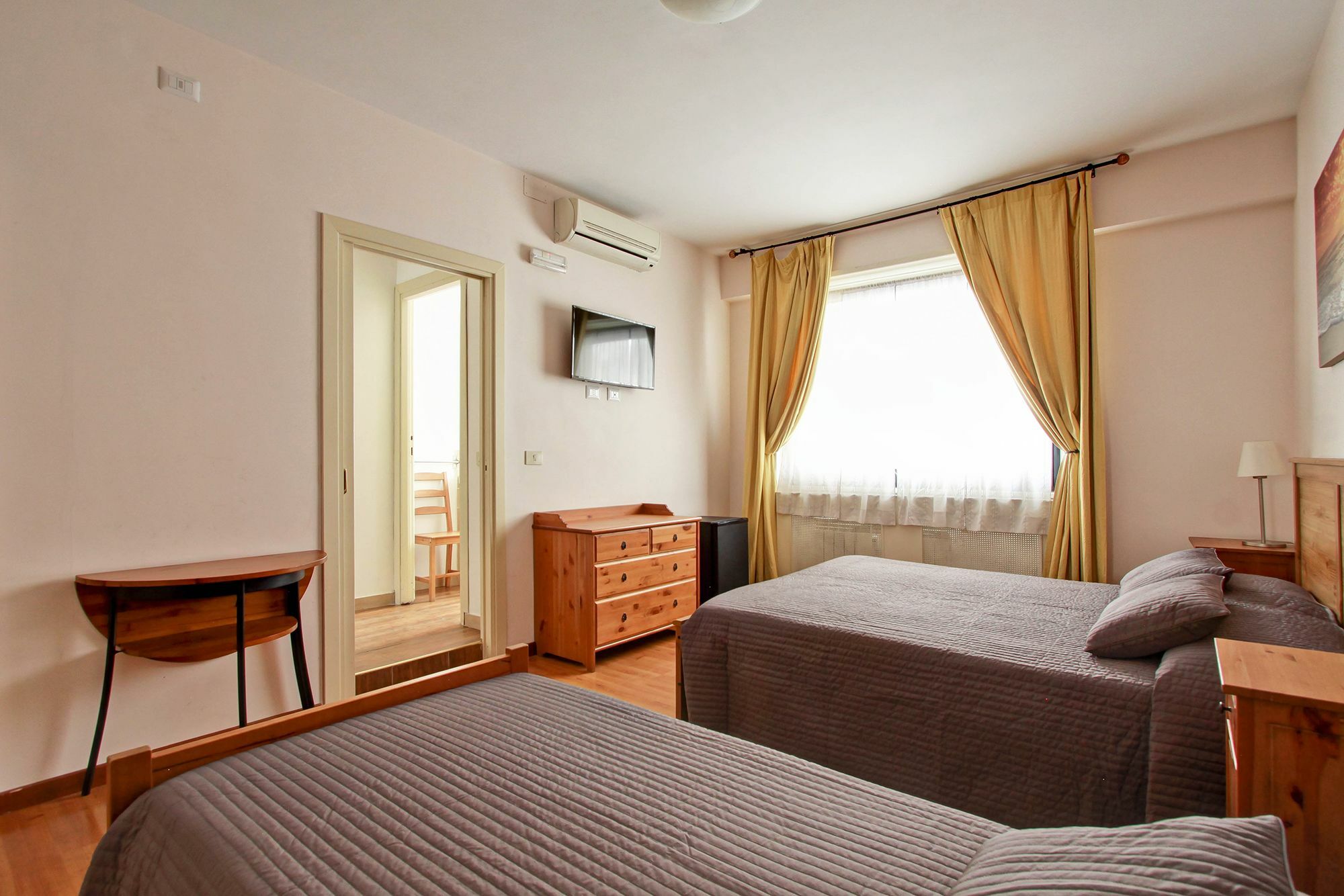 Vacanze A Roma Hotel Ngoại thất bức ảnh