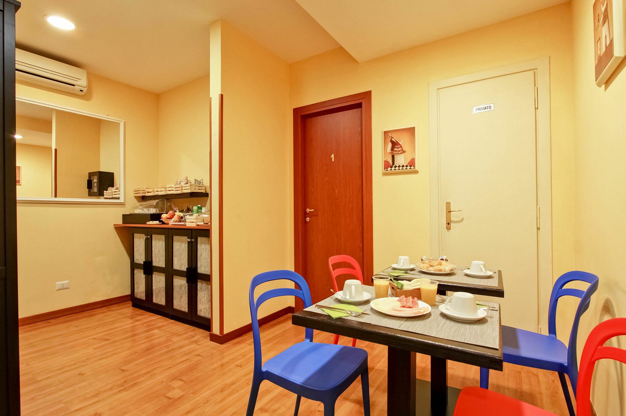 Vacanze A Roma Hotel Ngoại thất bức ảnh