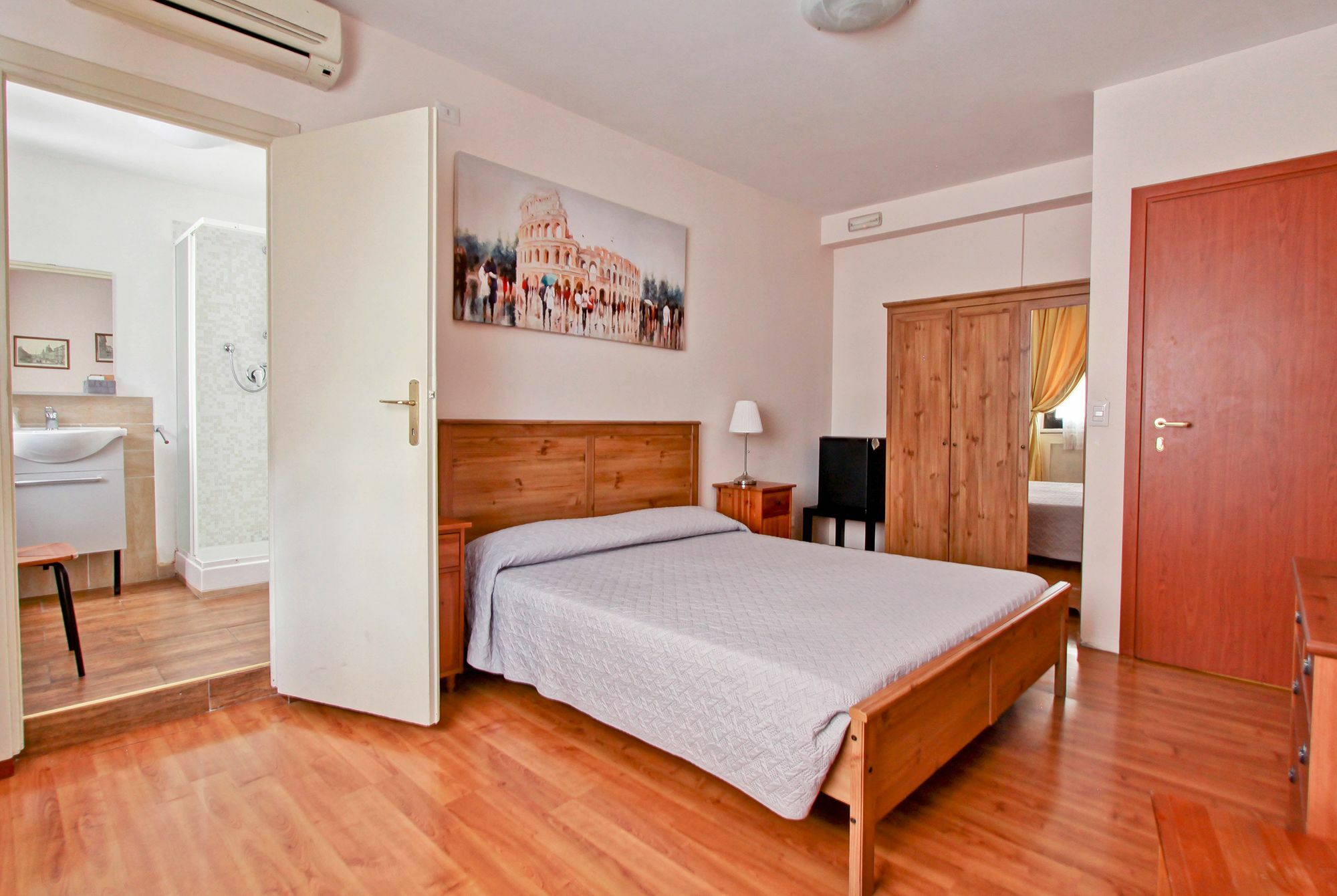 Vacanze A Roma Hotel Ngoại thất bức ảnh